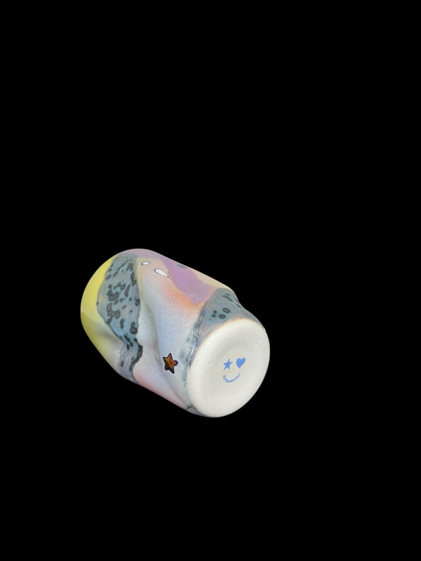 Multi-indented Wavy Tumbler with Gold Stars
